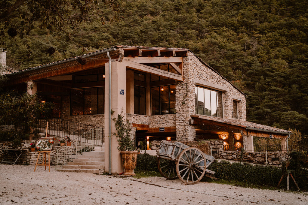 Idée de décoration de mariage : inspiration Drôme Provençale
